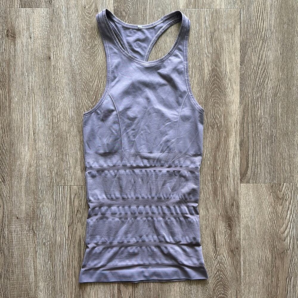 Lululemon Gleam & Glow Tank Top Frosted Mulberry Size 4 Seamless
